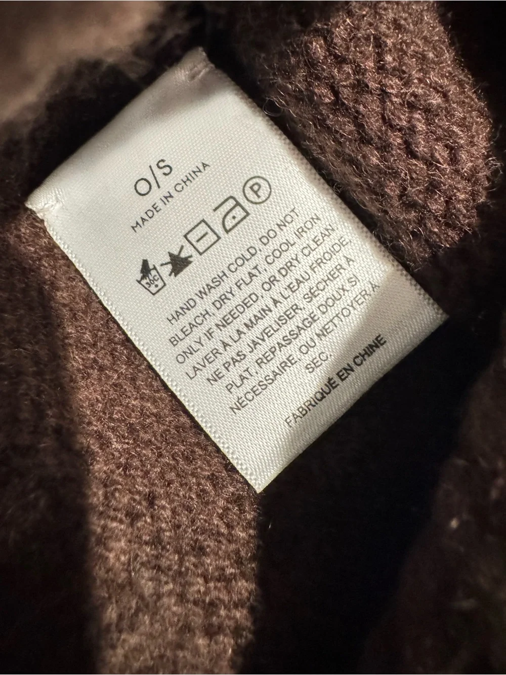 NWT Aritzia / Babaton cash cuff Cashmere Beanie in brown